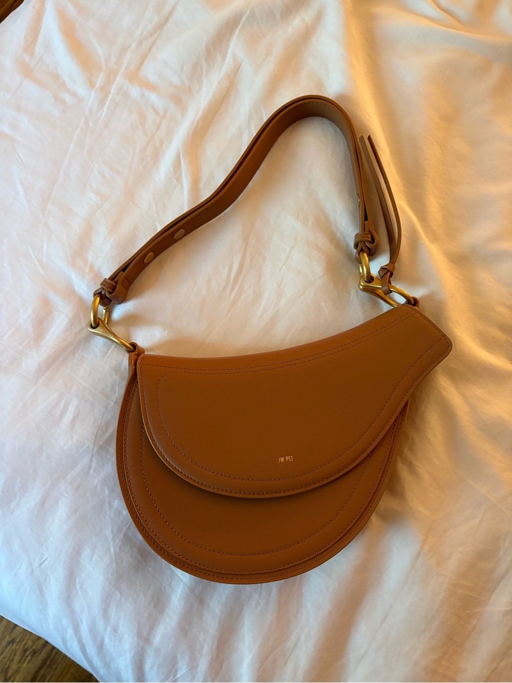 NWOT JW PEI Ashlie Cross Body Bag Brown
